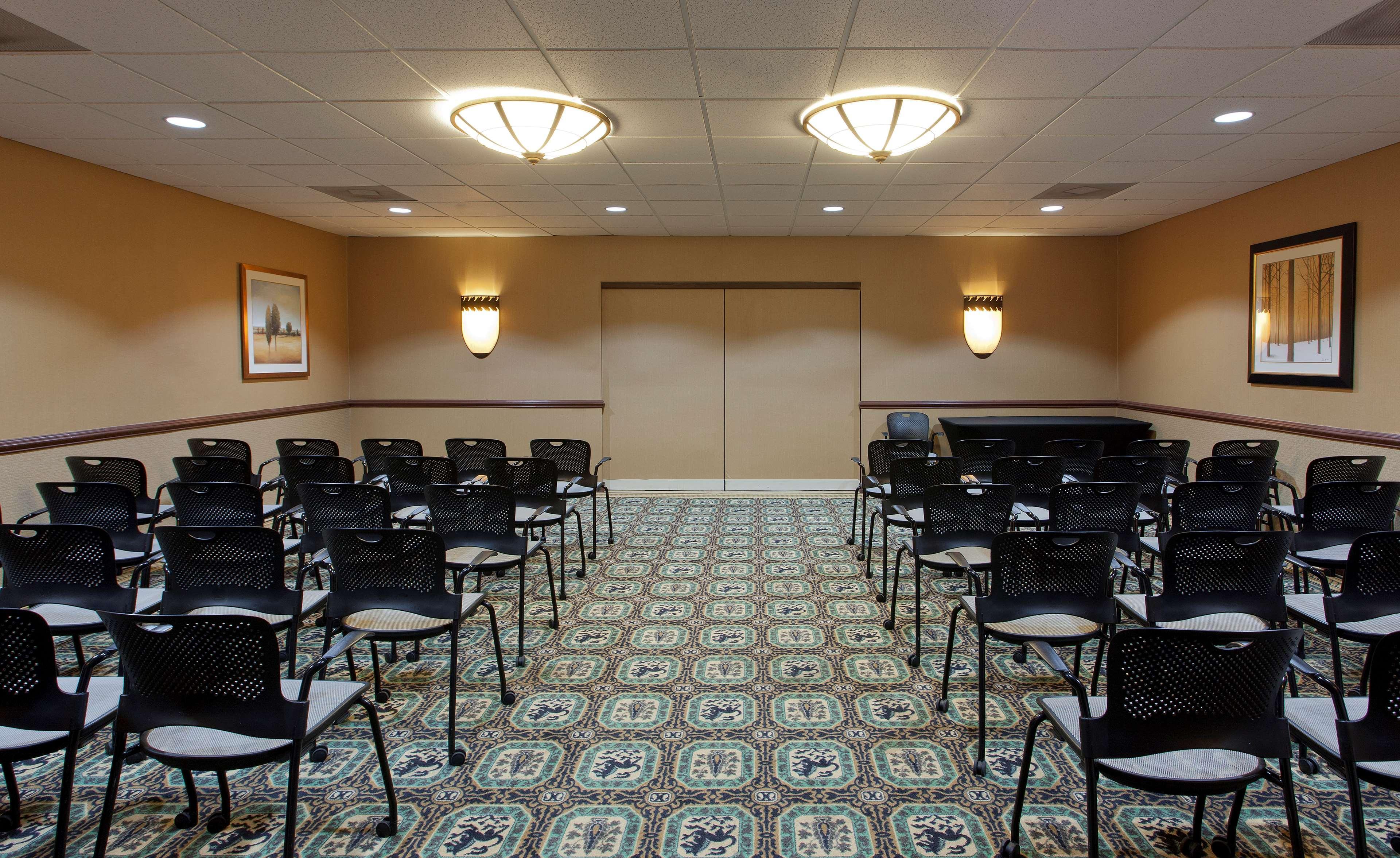The Rockville Hotel, A Ramada By Wyndham Exterior photo