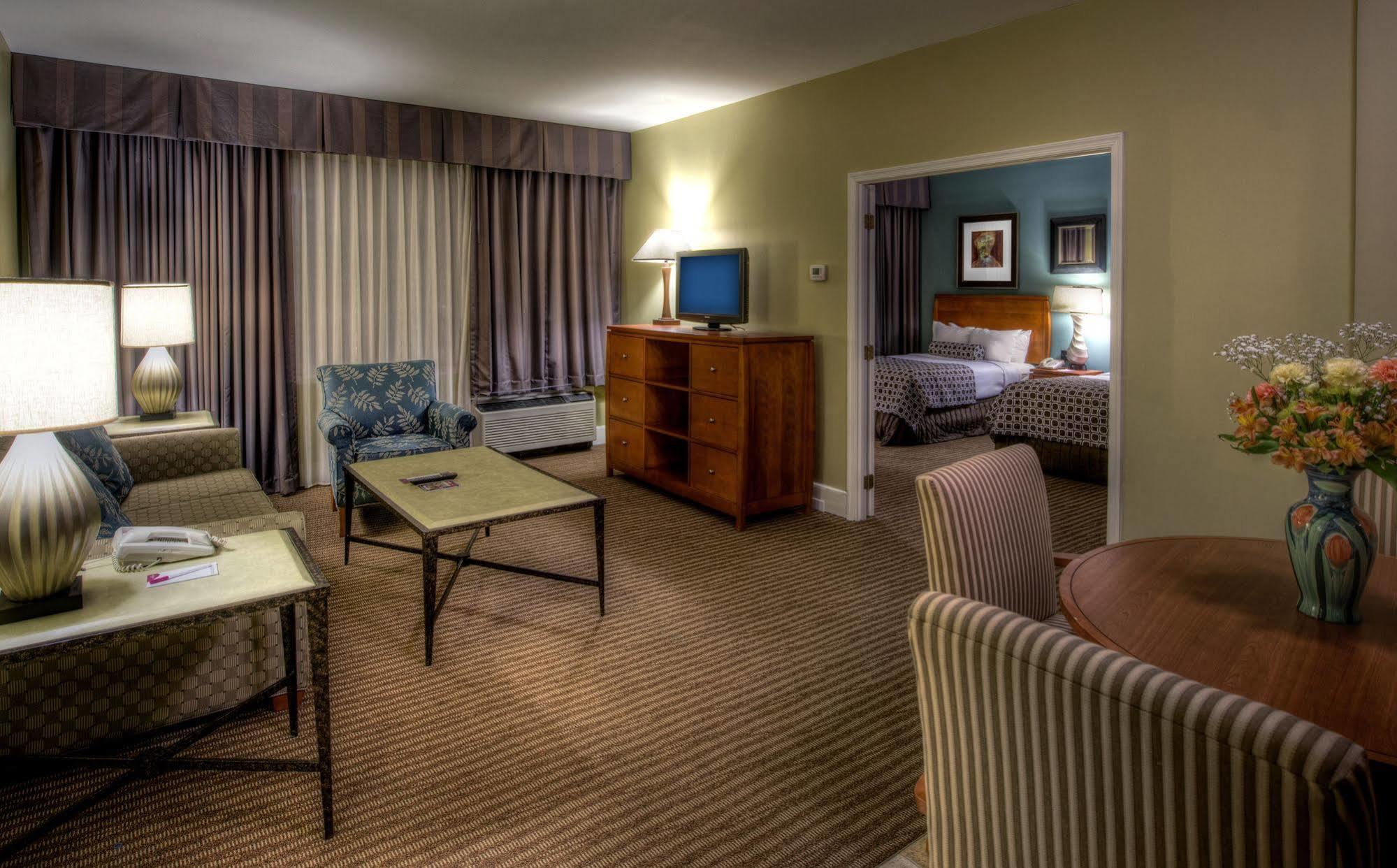 The Rockville Hotel, A Ramada By Wyndham Exterior photo